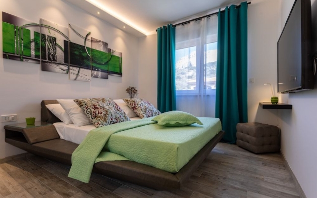 Villa Valis