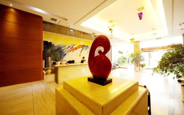 6+1 Chain Hotel Huaihua Railway Station