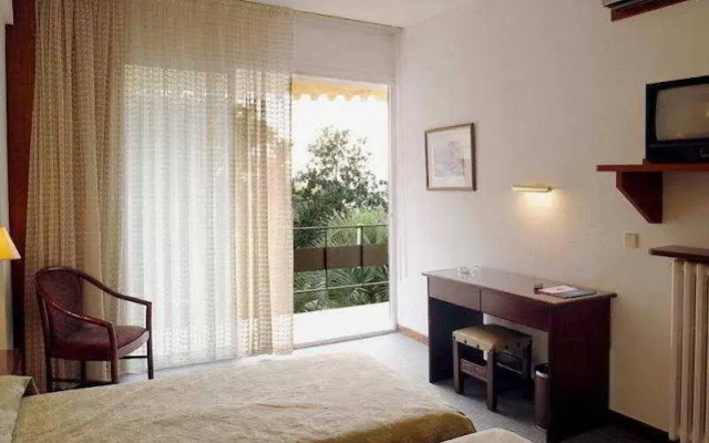 Hotel Husa Fornells Park