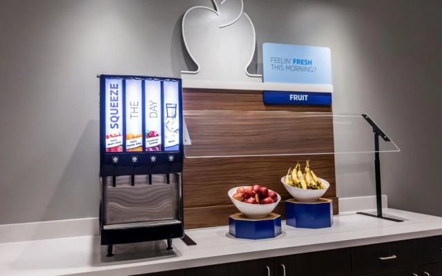 Holiday Inn Express & Suites Welland by IHG