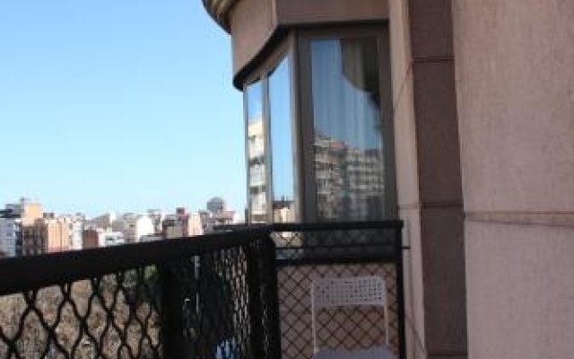Sagrada Familia III Apartment by Friendly Rentals