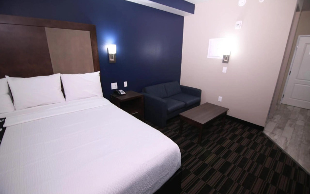 Home Inn and Suites