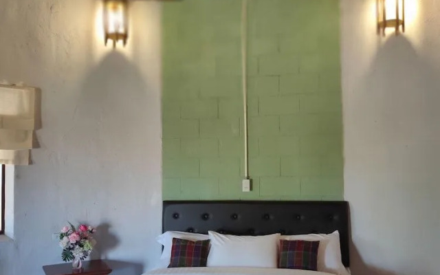 Khemmarat Baandin Resort