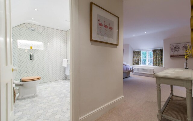 Atherstone Farmhouse