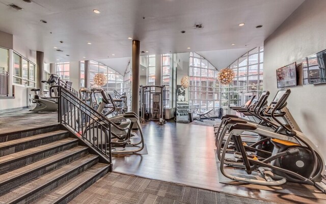 Fountain Court Jewel Suite - Two Bedroom Apartment