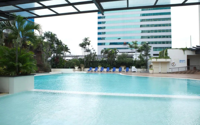 Menara Peninsula Hotel Jakarta