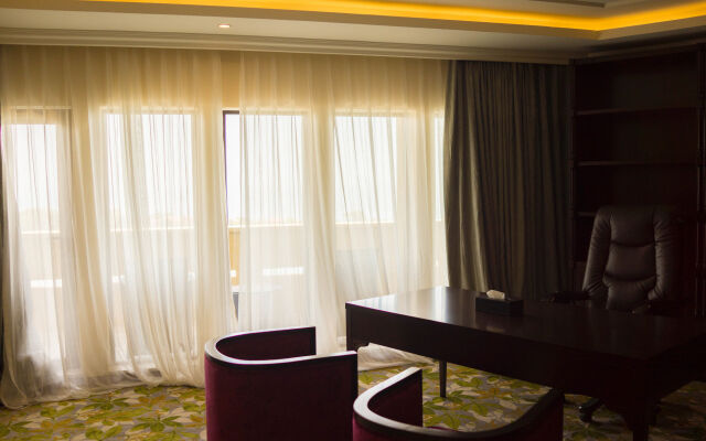 Bintumani Hotel