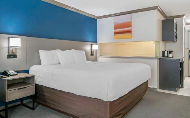 Comfort Inn Plainwell