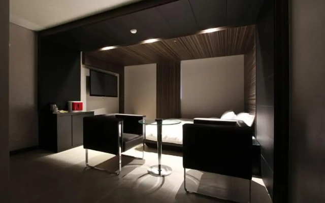 Valentine Hotel