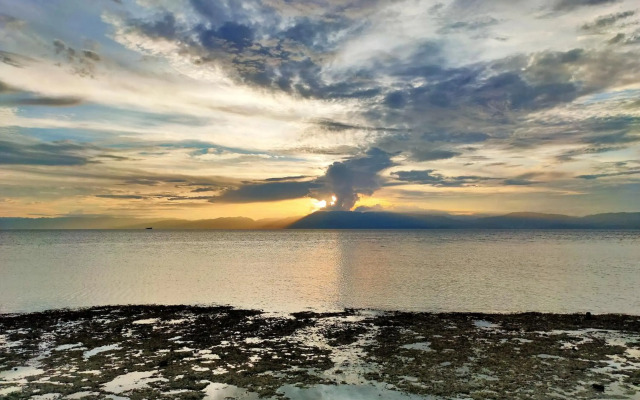 Moalboal T Breeze Coastal Resort