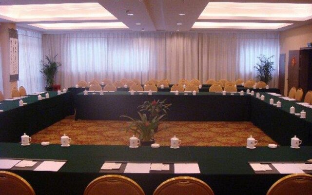 东方大酒店(开化江滨路店)