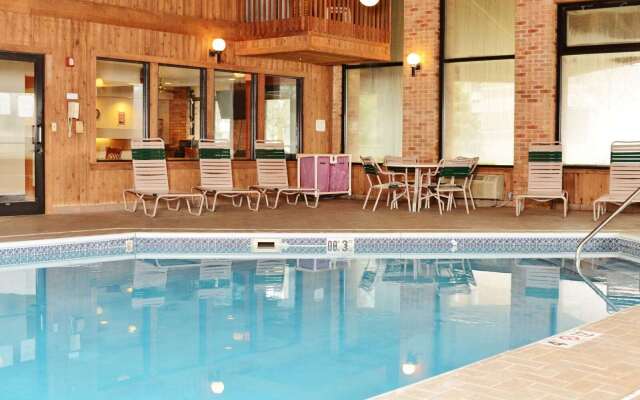 Country Hearth Inn & Suites Kenton