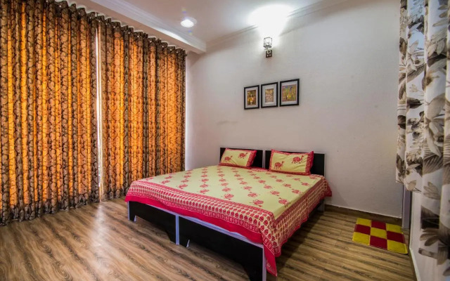 Tuk Tuk Homestay