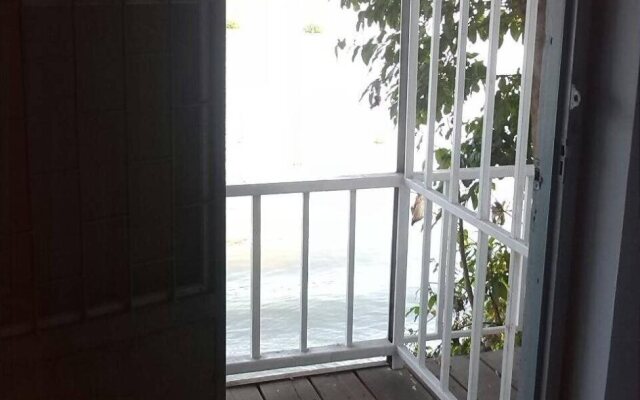 Bann Loongdang Guesthouse