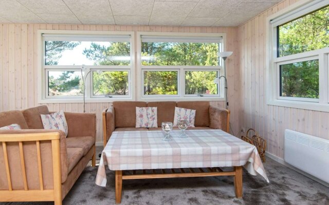 6 Person Holiday Home in Romo