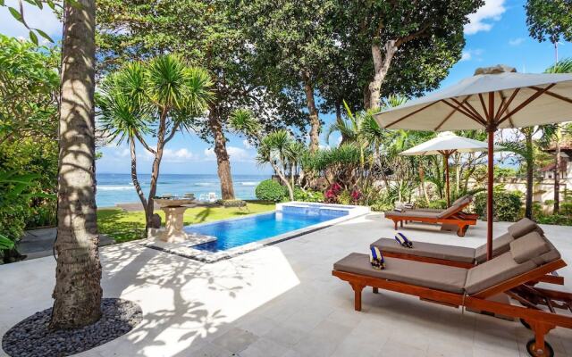 Villa Pantai by Villa Finder