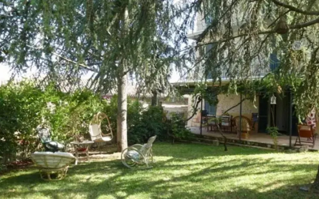 Casa laici