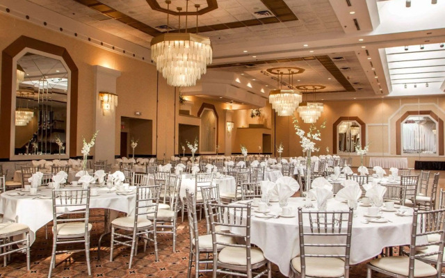 Quality Inn & Suites Orland Park - Chicago