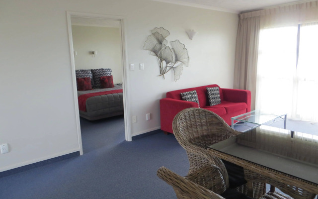 Harbour View Motel on Ahuriri Beach in Napier NZ with sea view suites