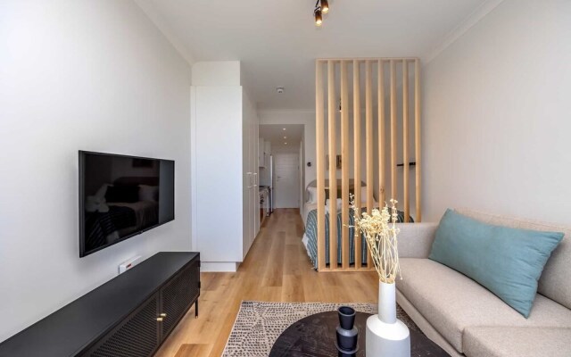 Newlands Peak Aparthotel