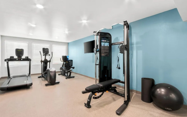 WoodSpring Suites Chandler Phoenix Medical Center