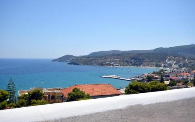 Yiannis Studios