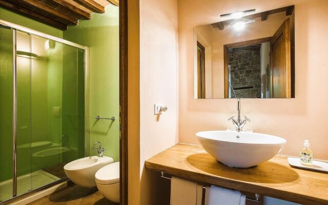 Luxury Sustainability and Eco Pool in Frangi Apt