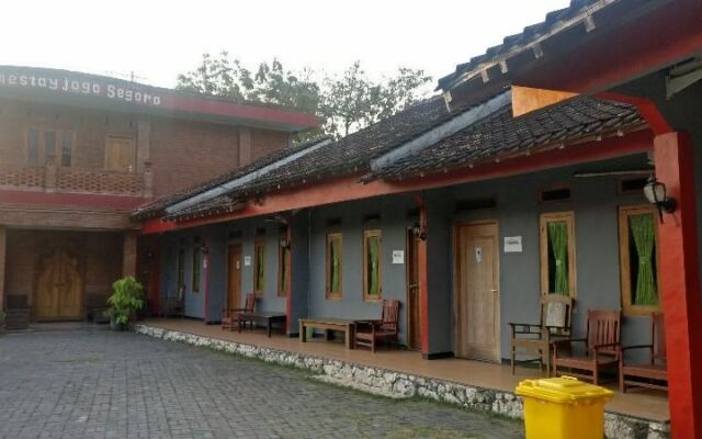 Jogo Segoro Homestay by ZUZU