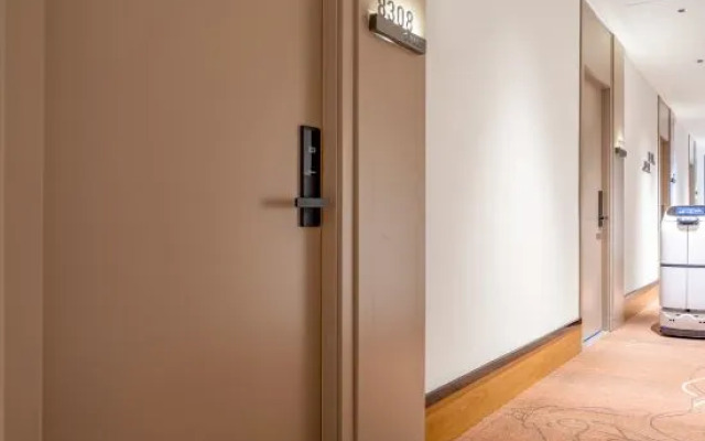 Blue House Hotel (University Town, Bay Tourism Area)