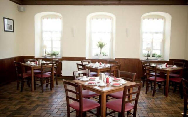 Friedrichshof Restaurant & Pension