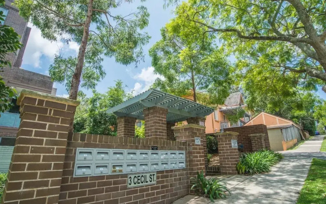 Designed Home Of Ultimate Convenience In Gordon