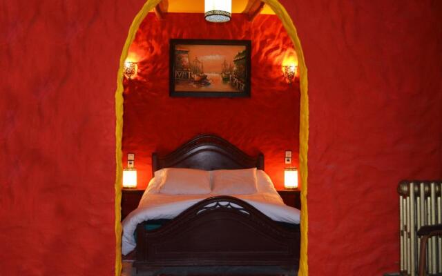 Hotel Sahara