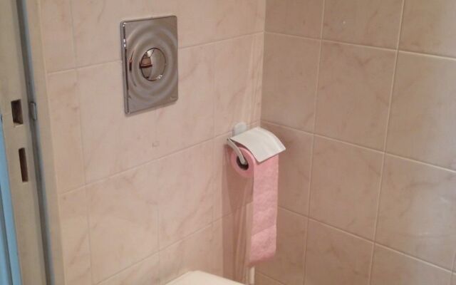 Chic Apartment In Cannes 250m From The Beach!