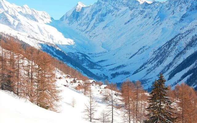 Swiss Chalet