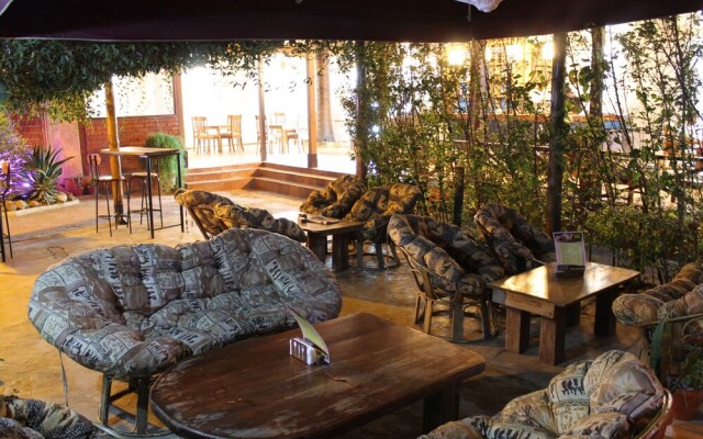 Troos Hotel