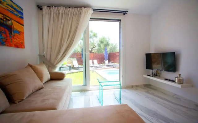 Salonikiou Beach Luxury Residences