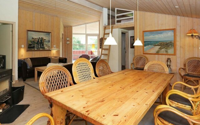 10 Person Holiday Home in Jerup