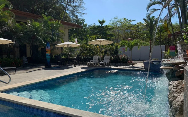 La Sirena Playa Jaco Hotel