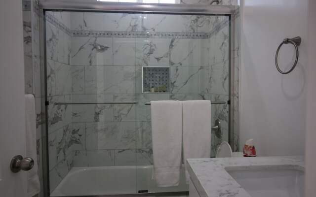 Brand New 1BD House Private