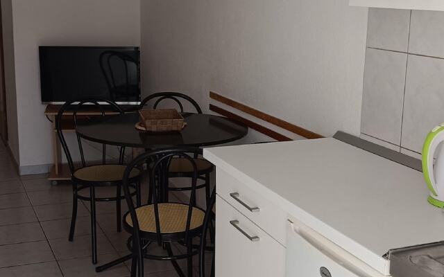 Sea View Apartment in Okrug Gornji near Trogir Center