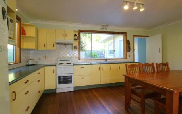 Hi View, 18 Dulconghi Street