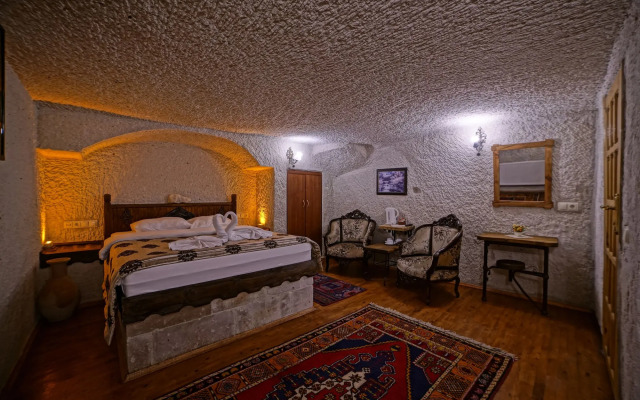 Melek Cave Hotel