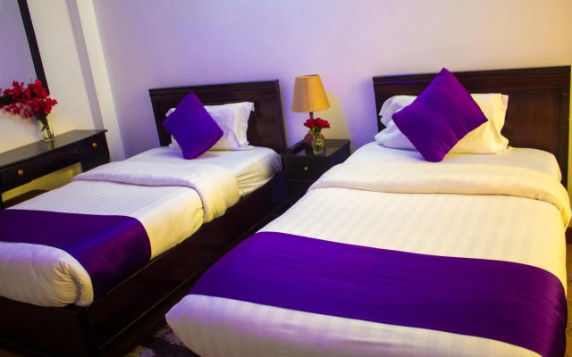 Hotel Aquiline