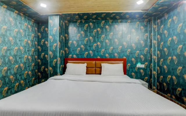 Oyo Flagship 805853 Hotel Neelkanth