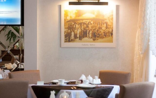 Naftusya Hotel