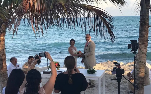 Perfect Beach Location For Families And Weddings