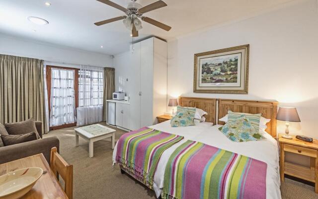 Summer Blue Guesthouse