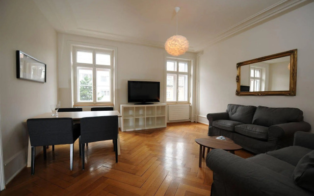 Apartments Logis 69