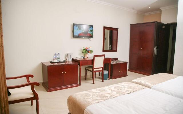Volta Serene Hotel