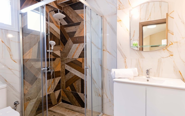 Kiosse Maison 1 by TravelPro Services - Nea F...